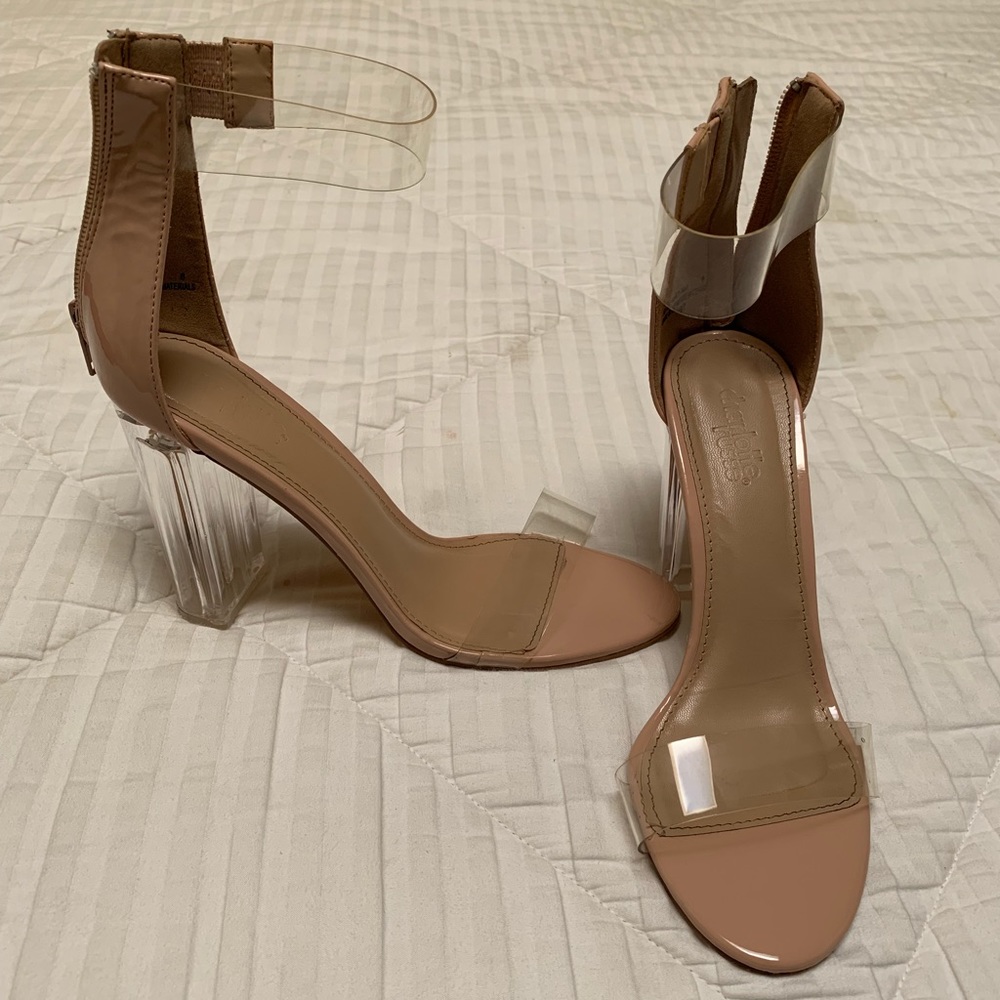 Nude Heel with clear heel